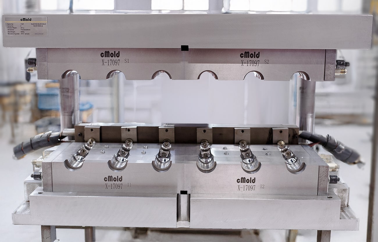 Injection blow molding mold CMOLD